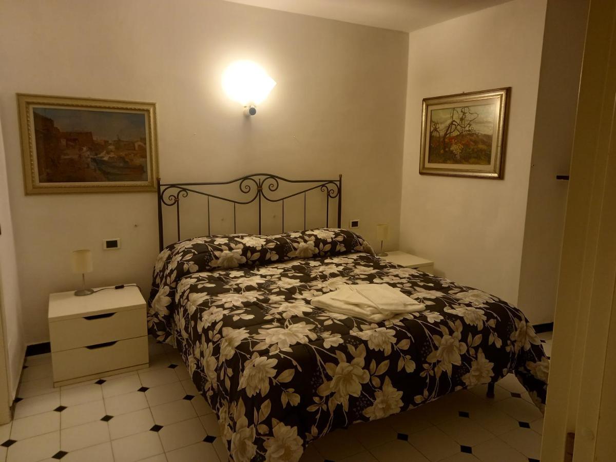レヴァントLa Casa Di Annaアパートメント エクステリア 写真